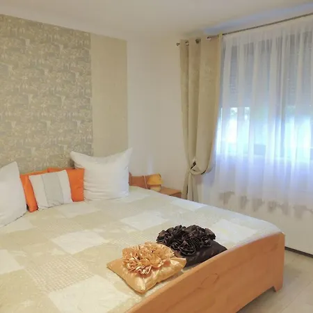 Top Ferienwohnung Mit Tiefgaragenstellplatz, Auch Fuer Laengere Aufenthalte * Sasbachwalden