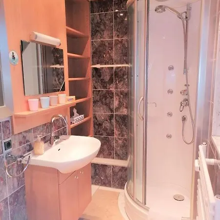 Apartmán Top Ferienwohnung Mit Tiefgaragenstellplatz, Auch Fuer Laengere Aufenthalte
